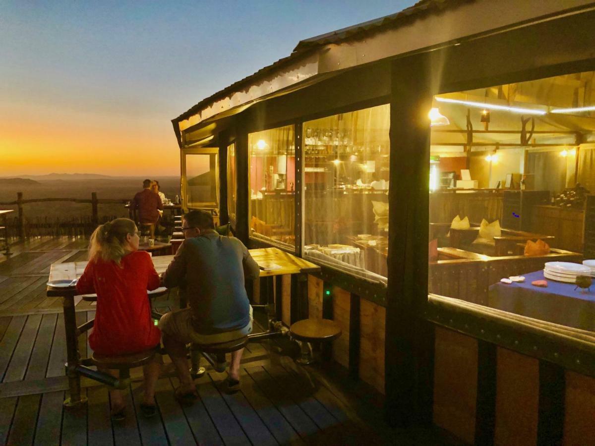 Moon Mountain Lodge Constantia Luaran gambar